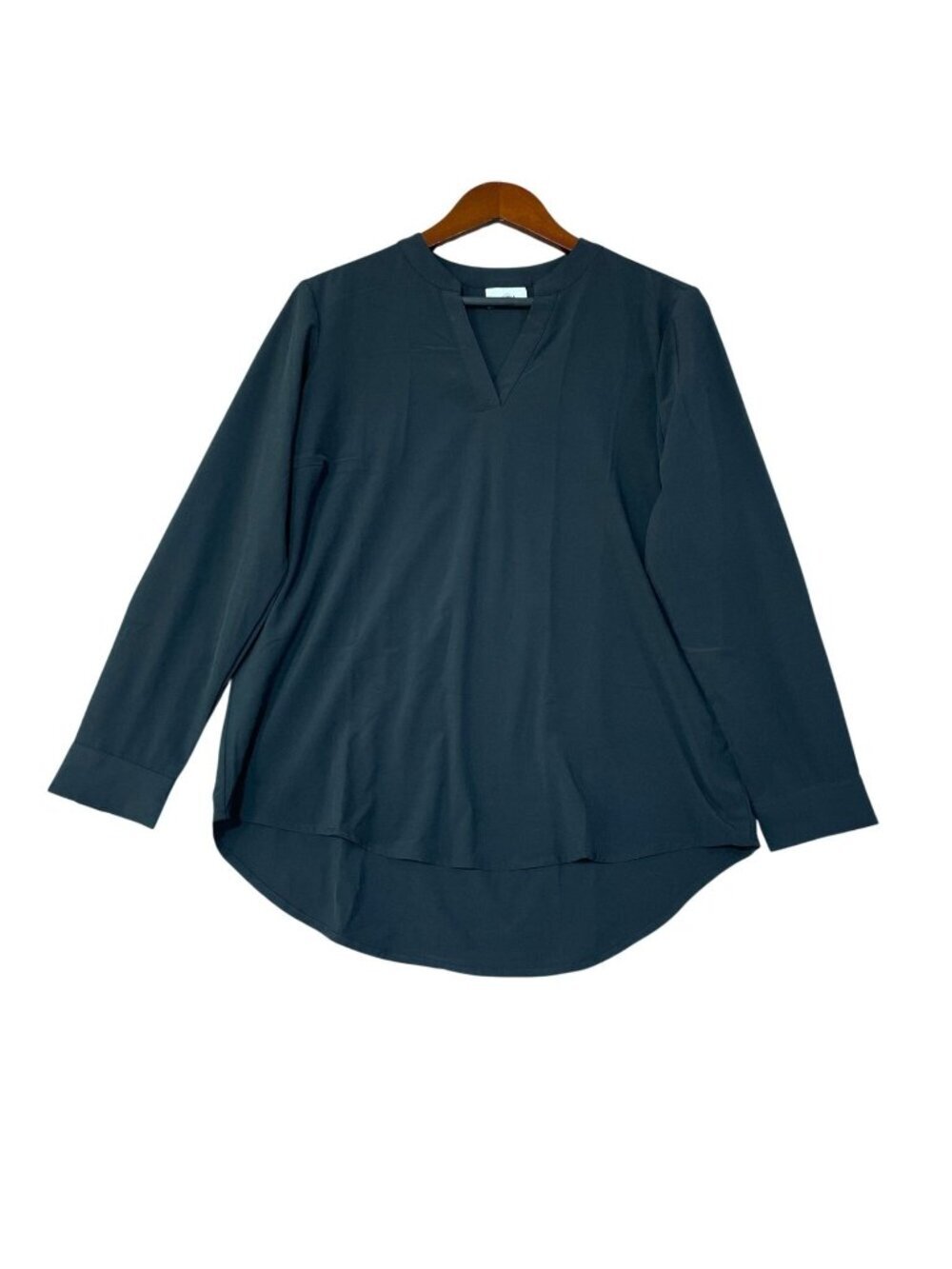 NWT Rev Women's M Black Long Sleeve Split Neck Blouse Shirt Top Polyester C1050
